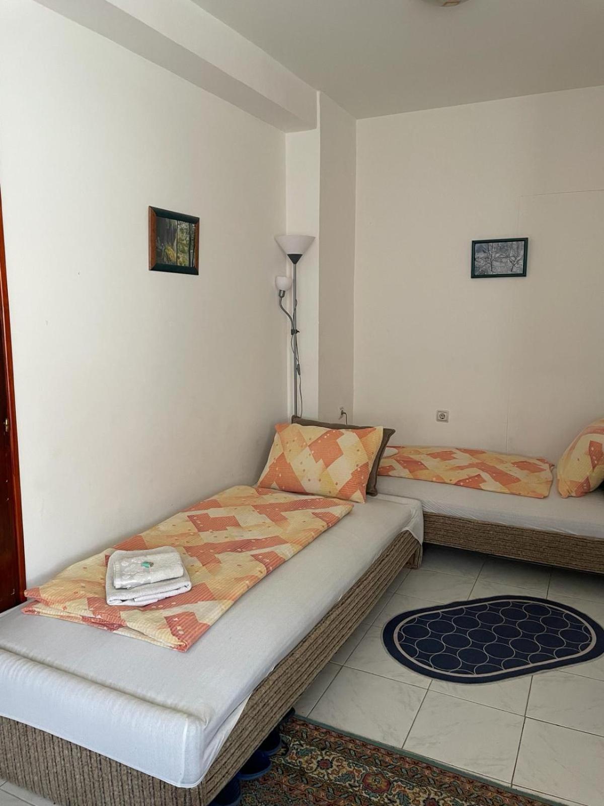 Nela Apartmani Ni Exteriér fotografie