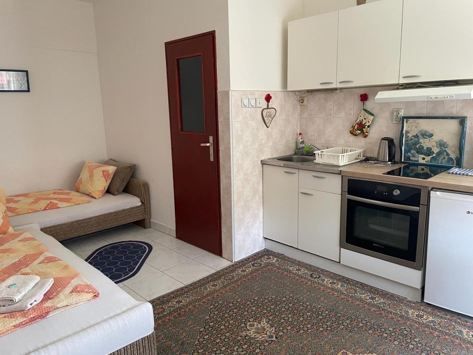 Nela Apartmani Ni Exteriér fotografie