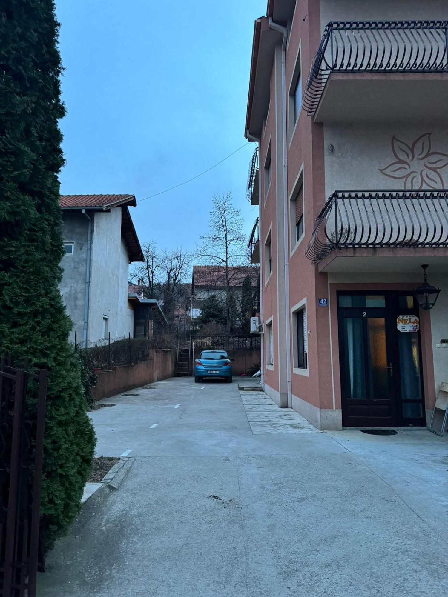 Nela Apartmani Ni Exteriér fotografie